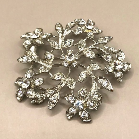 Unbranded Jewelry - Large Silver-Tone Pinwheel Floral & Rhinestone Brooch